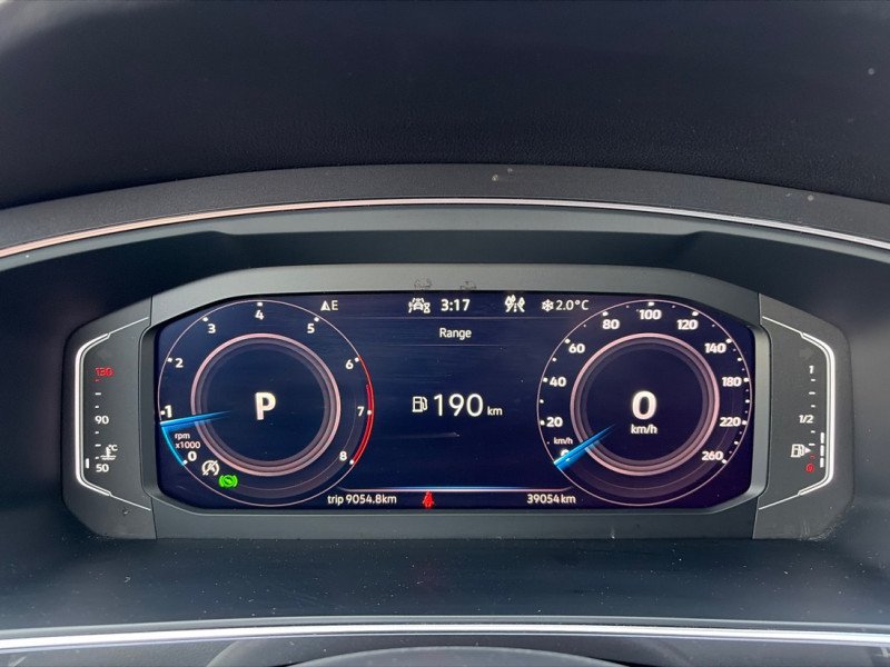 Volkswagen Tiguan Comfortline R-Line Black Edition 2023-15