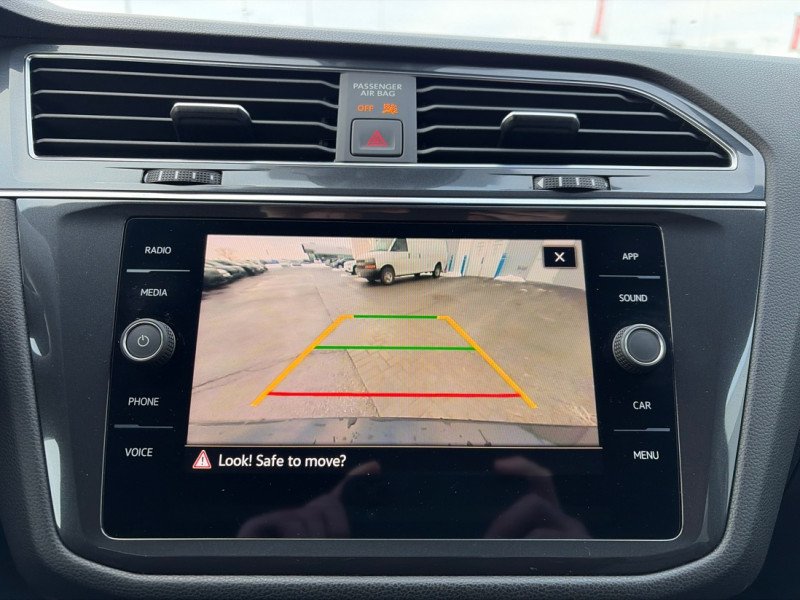 Volkswagen Tiguan Comfortline R-Line Black Edition 2023-18