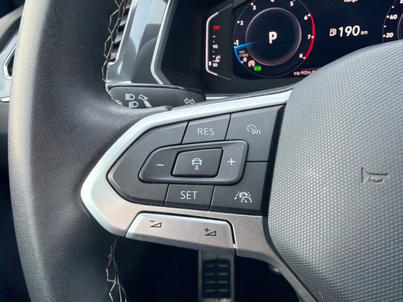 Volkswagen Tiguan Comfortline R-Line Black Edition 2023-13