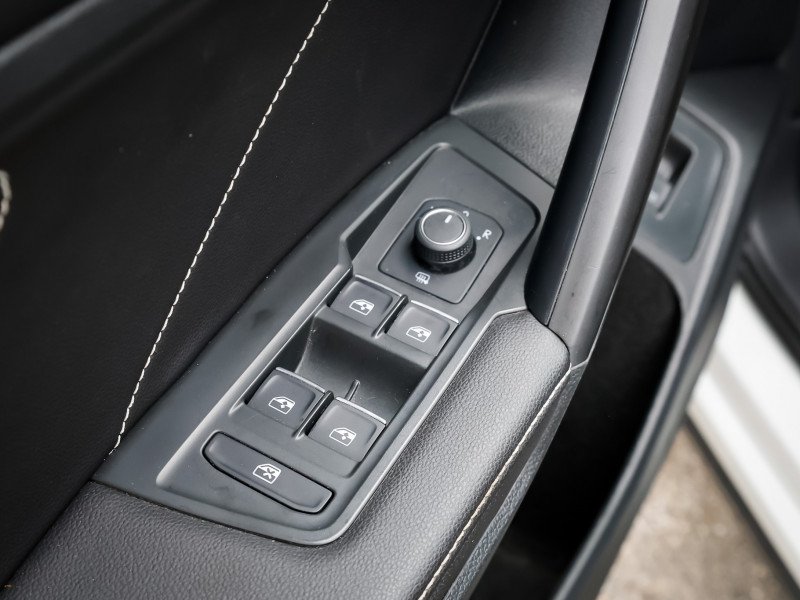 2024 Volkswagen Tiguan Comfortline R-Line Black Edition-14