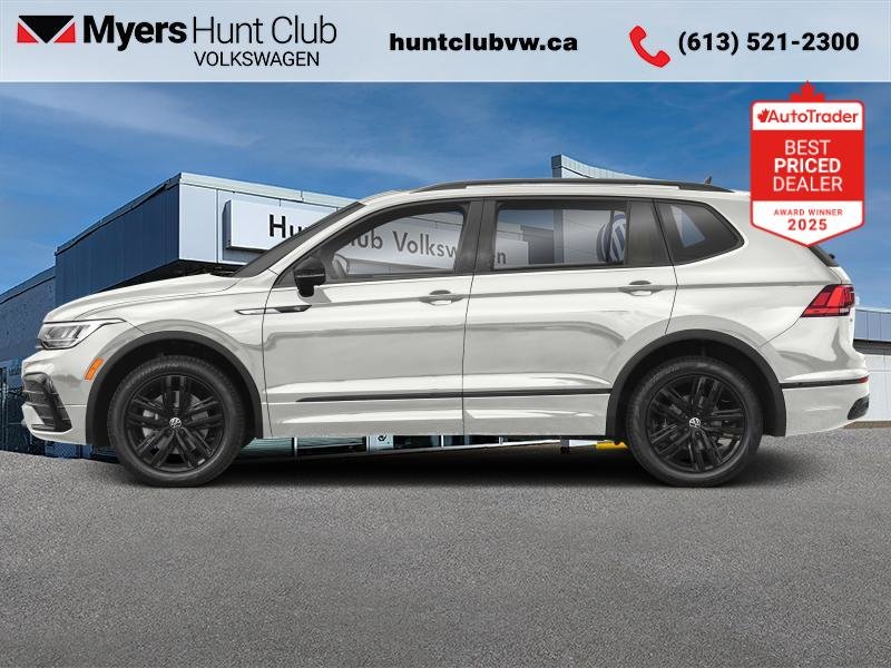 2024 Volkswagen Tiguan Comfortline R-Line Black Edition-0
