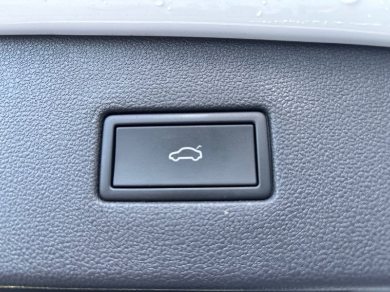 2024 Volkswagen Tiguan Comfortline  - Power Liftgate-5