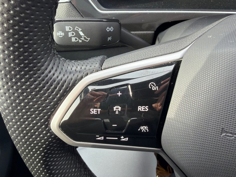 Volkswagen Tiguan Highline R-Line  - Leather Seats 2024-15