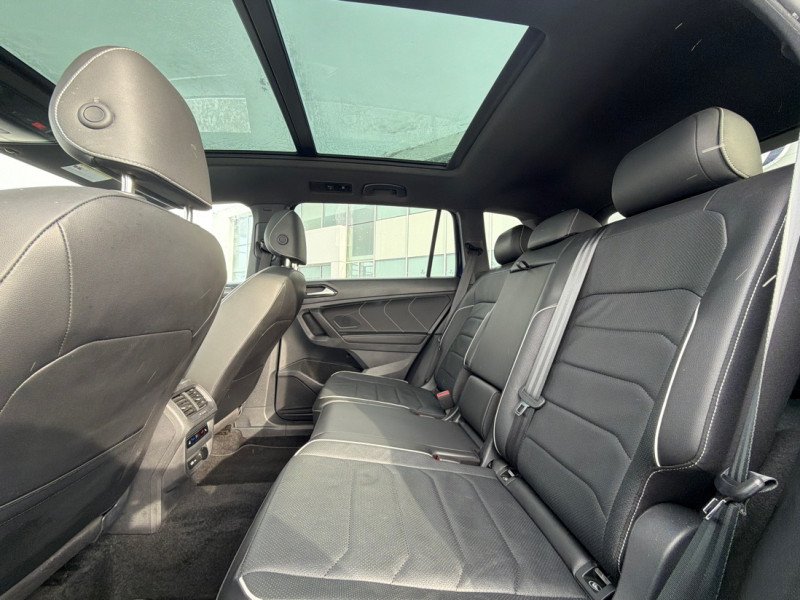 Volkswagen Tiguan Highline R-Line  - Leather Seats 2024-20