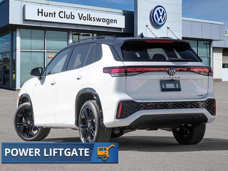 2026 Volkswagen Tiguan Comfortline R-Line Black Edition-3