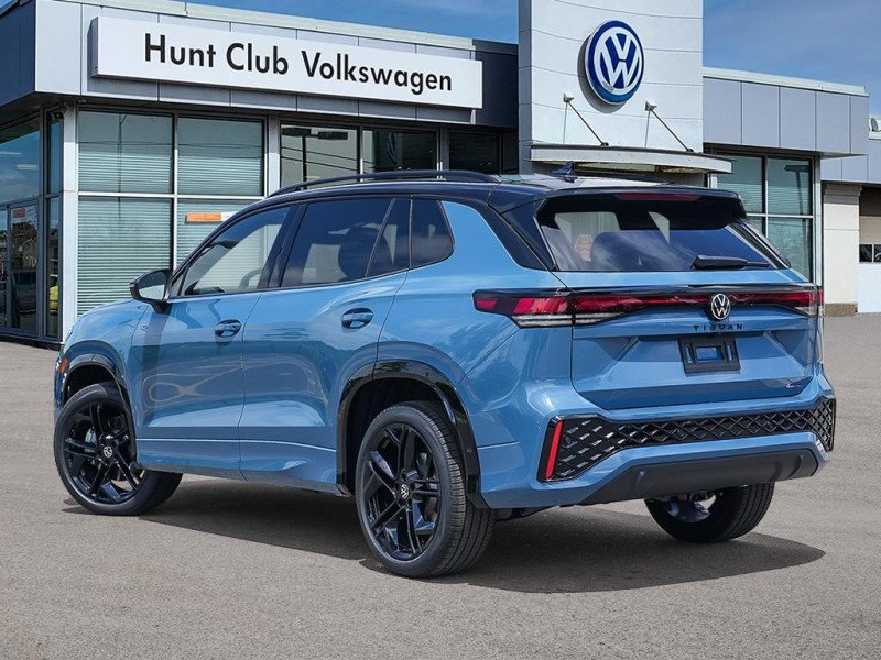 2026 Volkswagen Tiguan Comfortline R-Line Black Edition-3