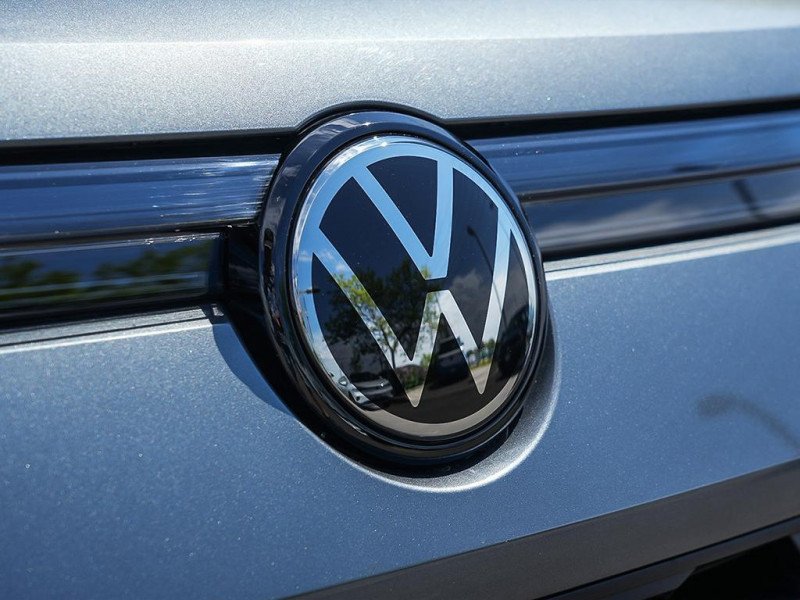 2026 Volkswagen Tiguan Trendline  -  Heated Seats-8