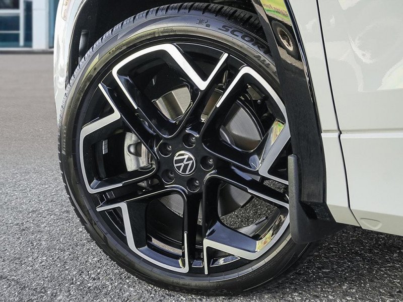 2026 Volkswagen Tiguan Highline Turbo R-Line-6