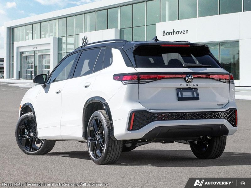 2026 Volkswagen Tiguan Comfortline R-Line Black Edition-3