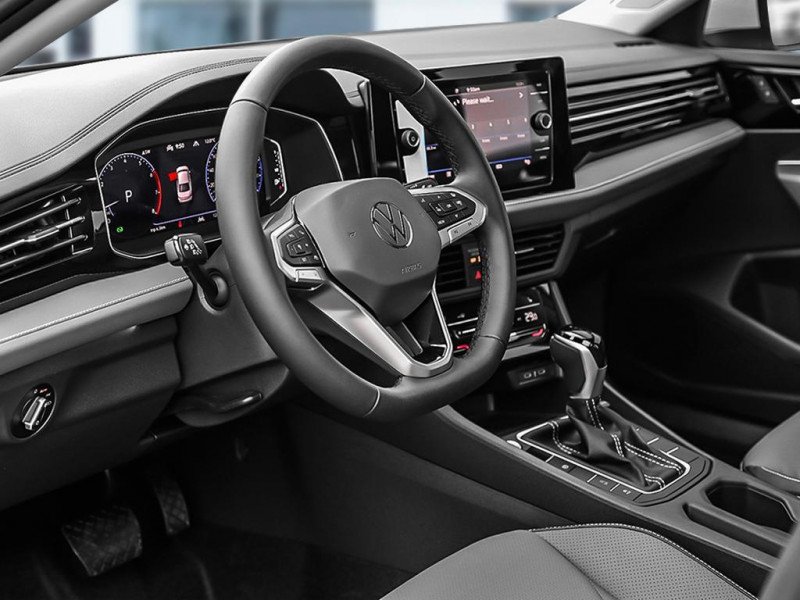 2026 Volkswagen Jetta Highline  - Leather Seats-10