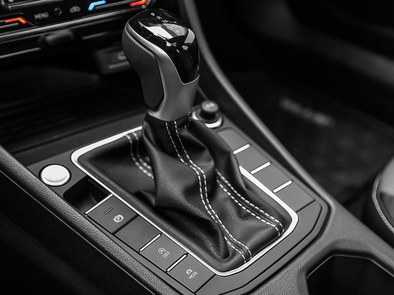 2026 Volkswagen Jetta Highline  - Leather Seats-15