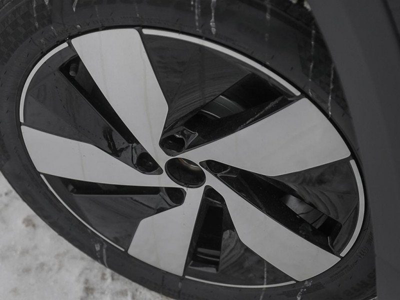 2026 Volkswagen Taos Trendline 4MOTION  - Heated Seats-24