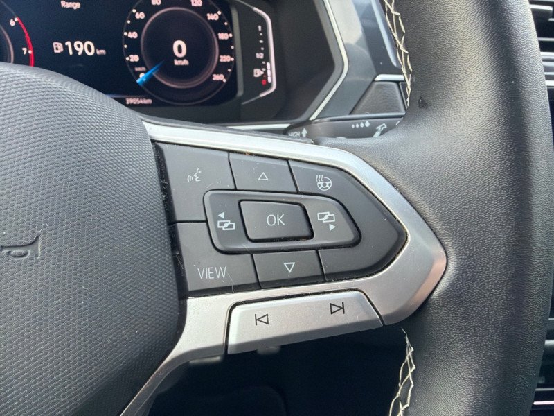 Volkswagen Tiguan Comfortline R-Line Black Edition 2023-36