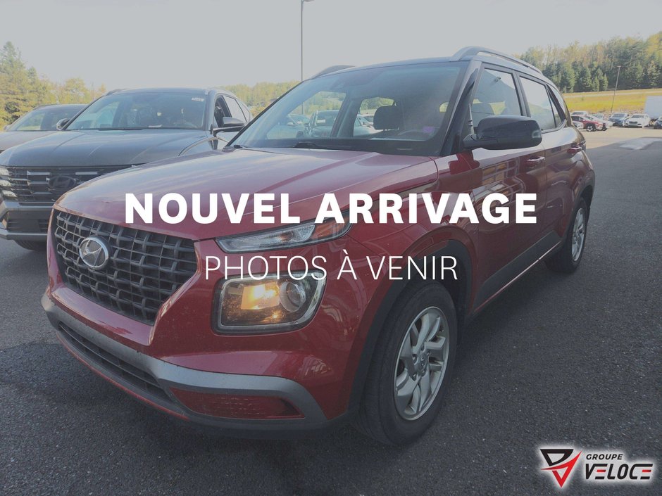 2022 Hyundai Venue Preferred *TWO-TONE, PUSH BUTTON, A/C* in Riviere-du-Loup, Quebec