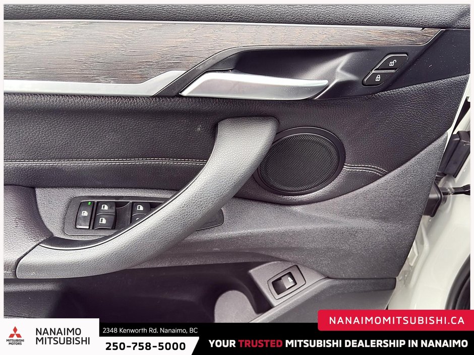 2018 BMW X1 xDrive28i-11