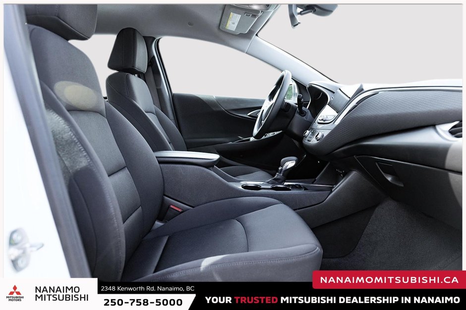 2022 Chevrolet Malibu LT-18
