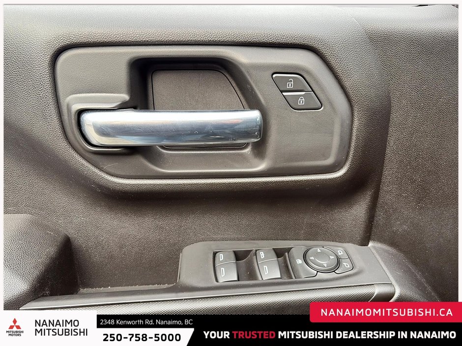 2024 Chevrolet Silverado 1500 Custom-12