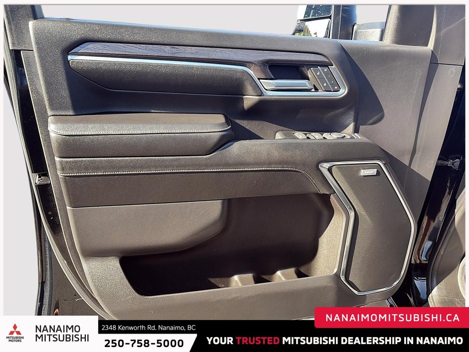 2024 Chevrolet Silverado 3500HD LTZ-12