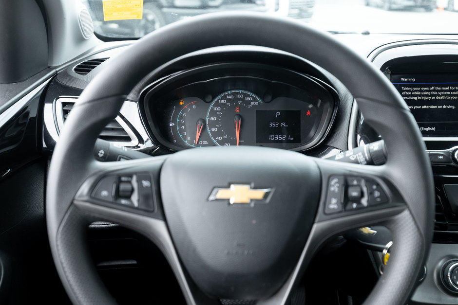 2022 Chevrolet Spark 1LT-12