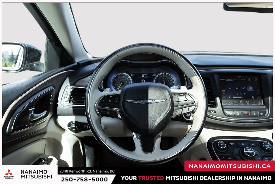 2015 Chrysler 200 C-16