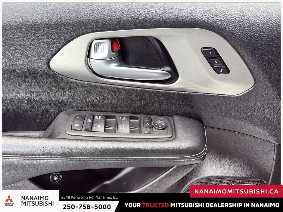 2022 Chrysler Pacifica Hybrid Limited-11