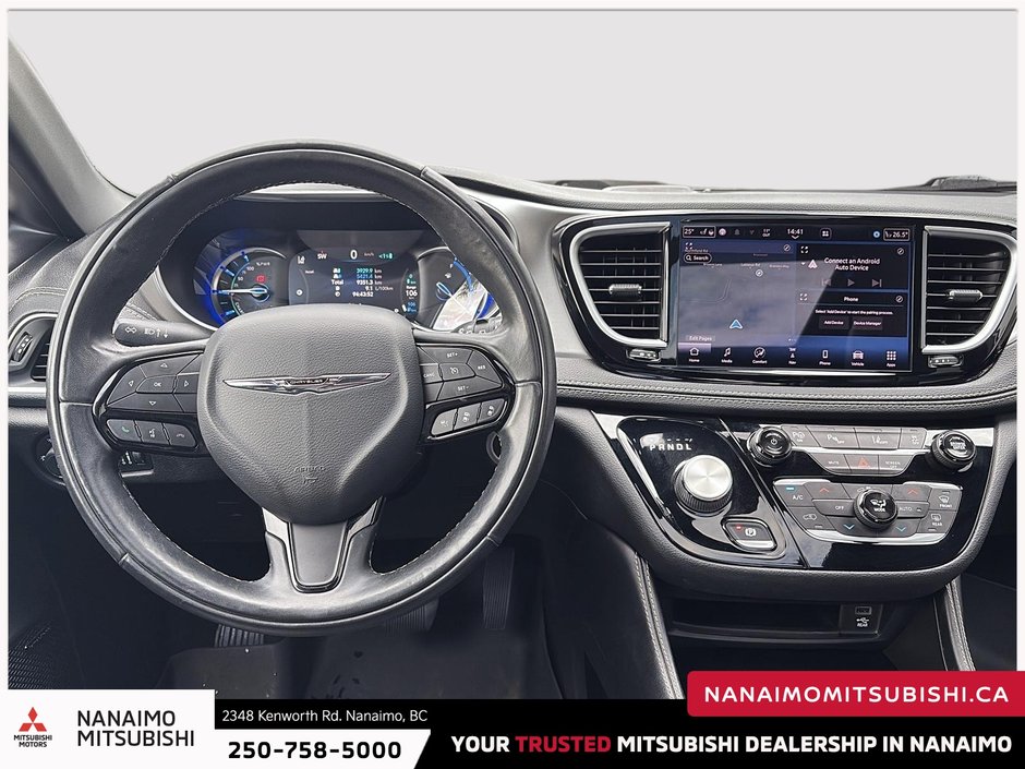 2022 Chrysler Pacifica Hybrid Limited-12