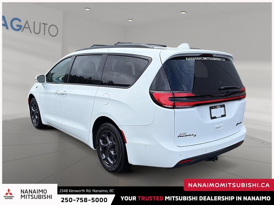2022 Chrysler Pacifica Hybrid Limited-4