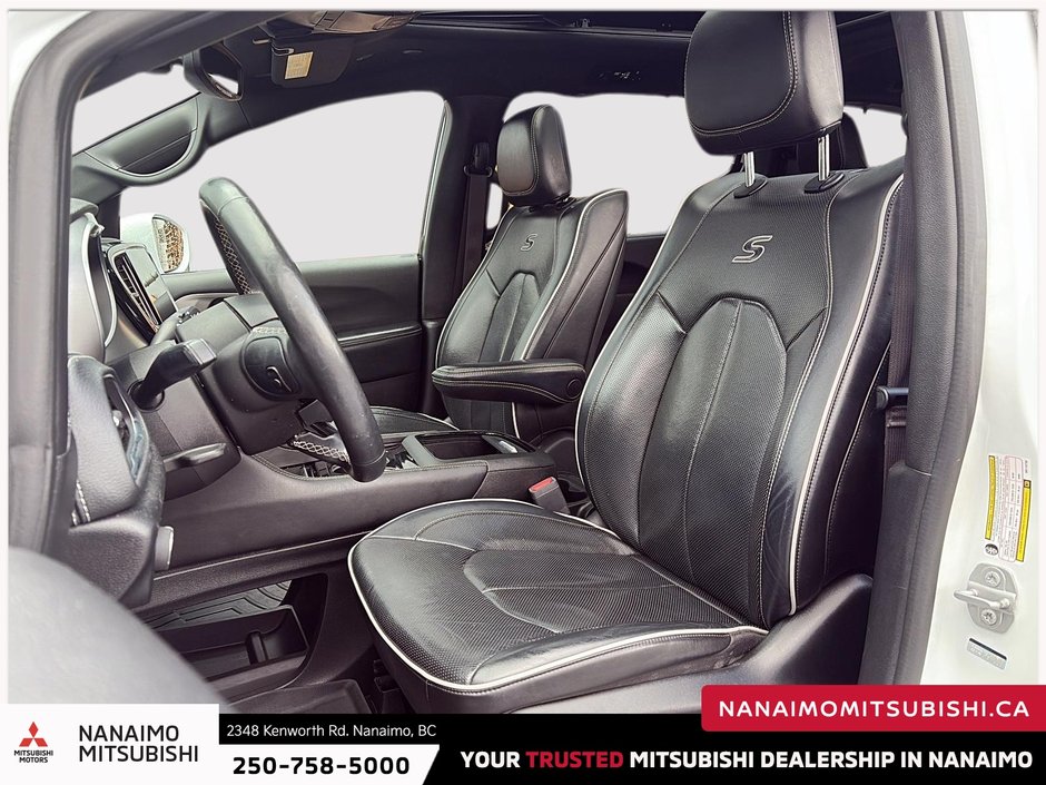 2022 Chrysler Pacifica Hybrid Limited-8