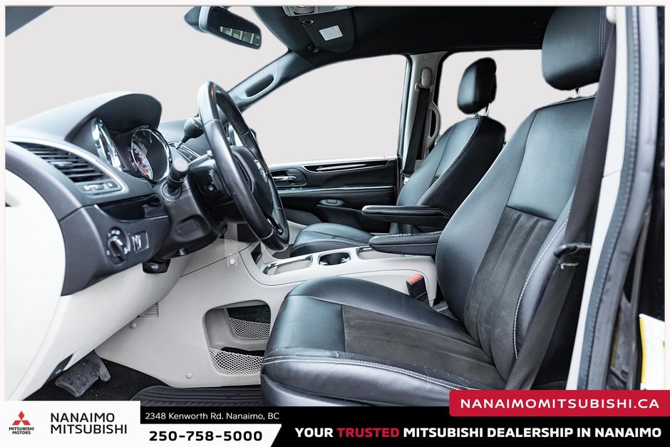 2019 Dodge Grand Caravan SXT Premium Plus-22