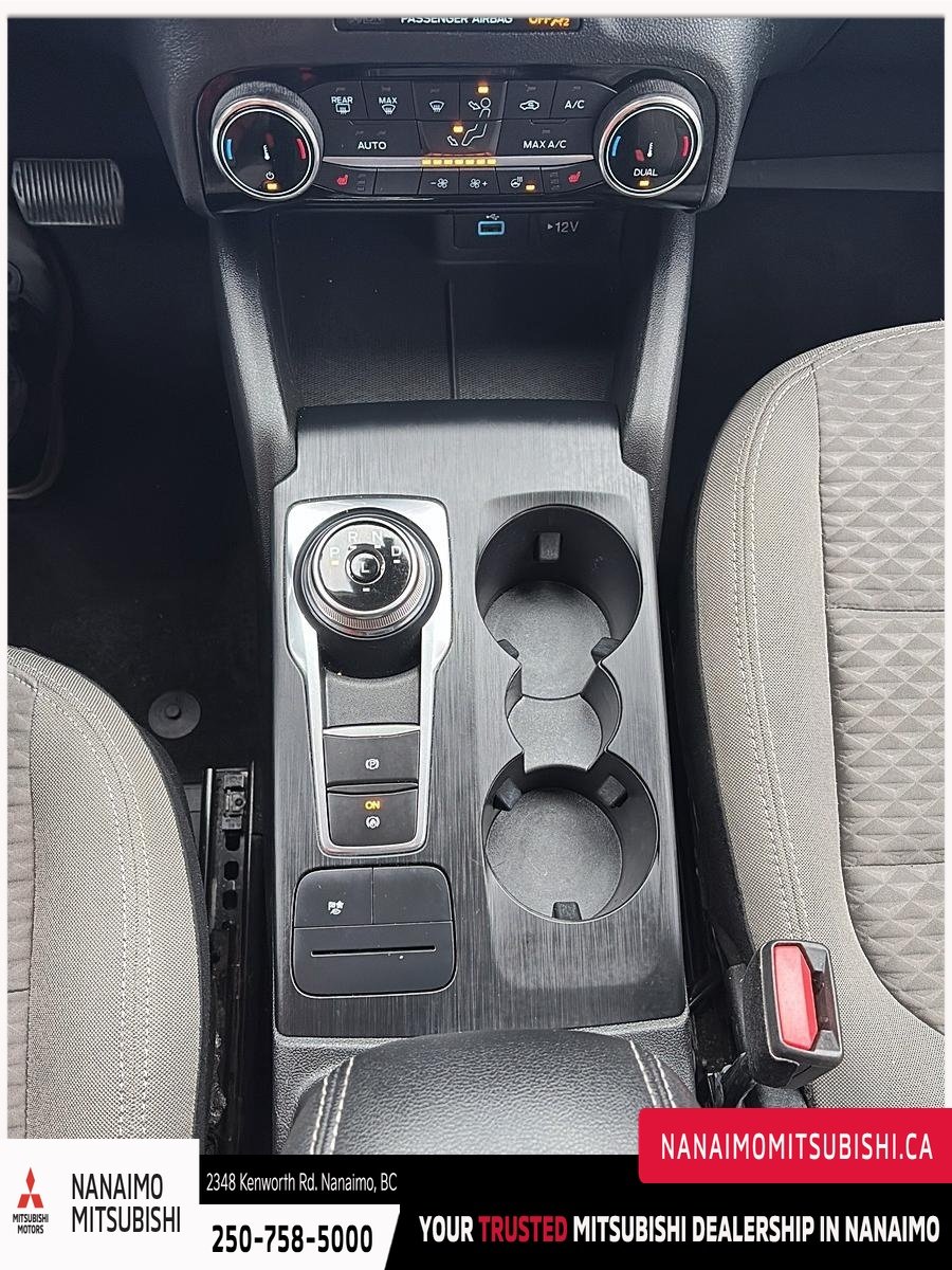 2022 Ford Escape Hybrid SE-17