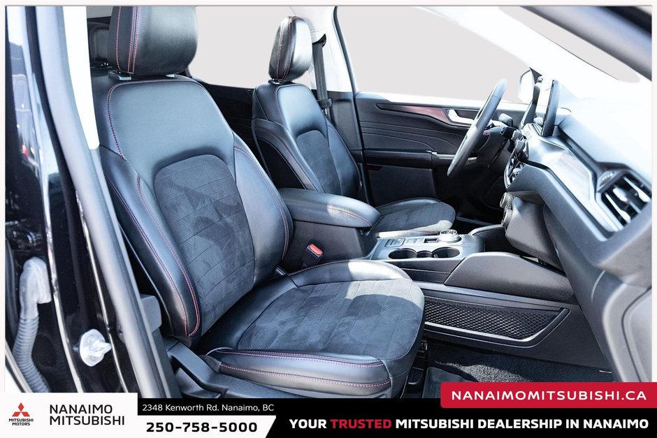 2022 Ford Escape SEL-19