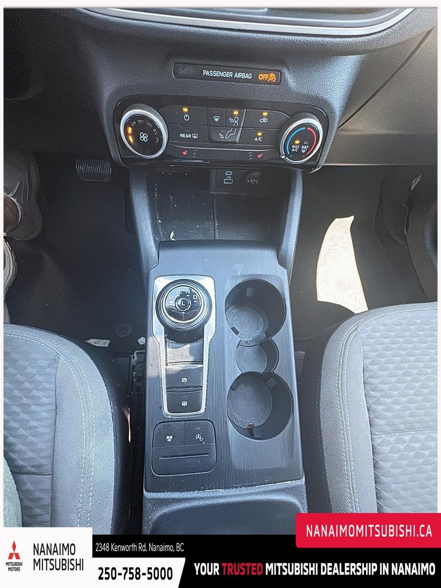 2022 Ford Escape SE-17