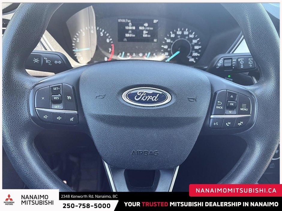 2022 Ford Escape SE-13