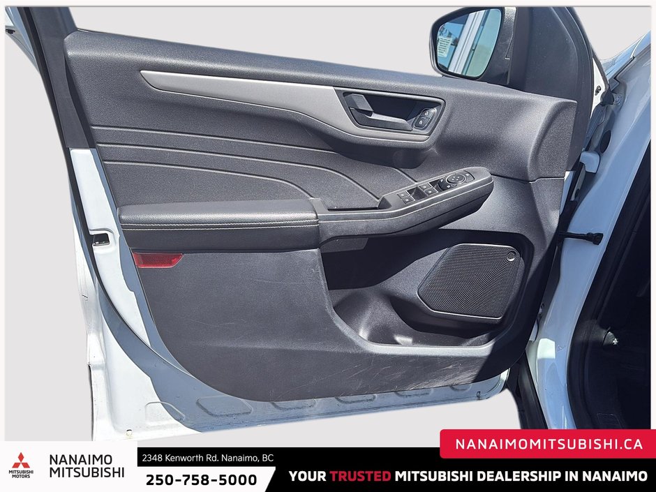 2022 Ford Escape SE-10