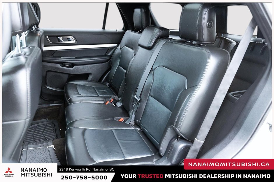 2017 Ford Explorer XLT-11