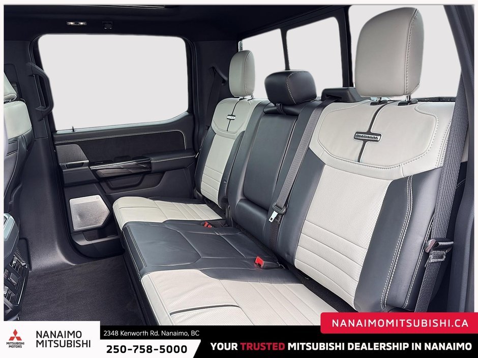 2023 Ford F-150 Lightning Platinum-11