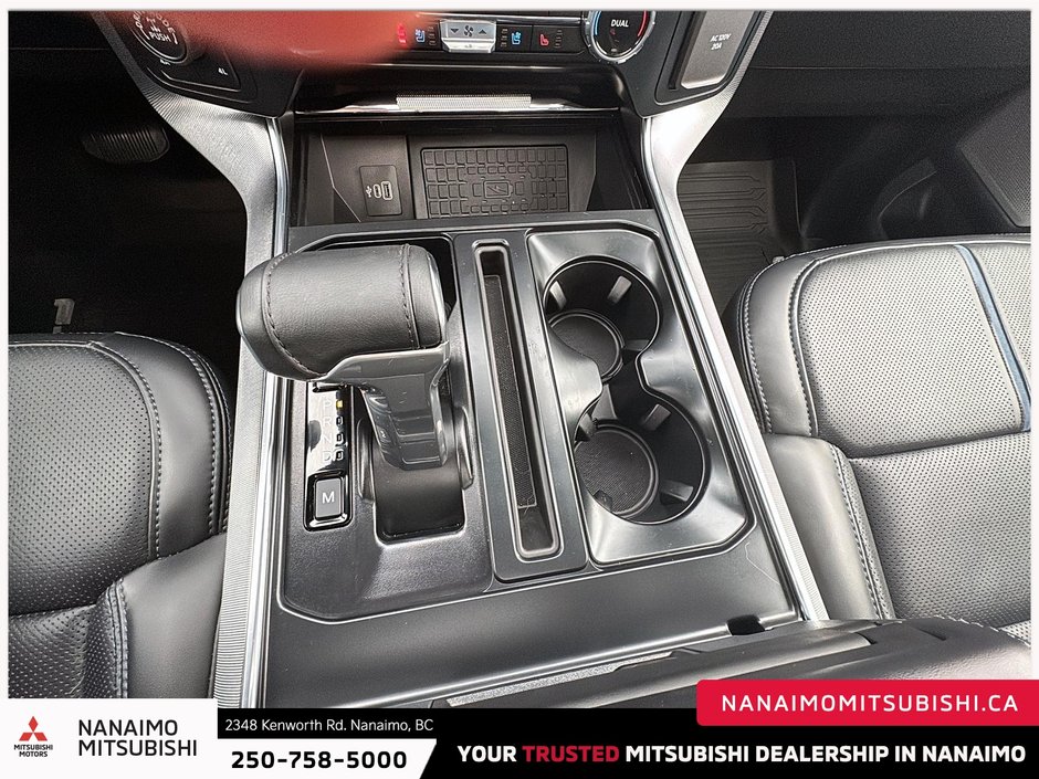 2025 Ford F-150 Platinum-21