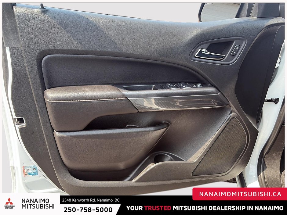 2022 GMC Canyon AT4 w/Cloth-11
