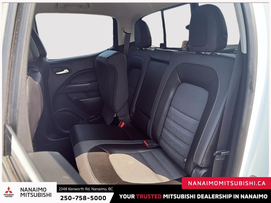 2022 GMC Canyon AT4 w/Cloth-10