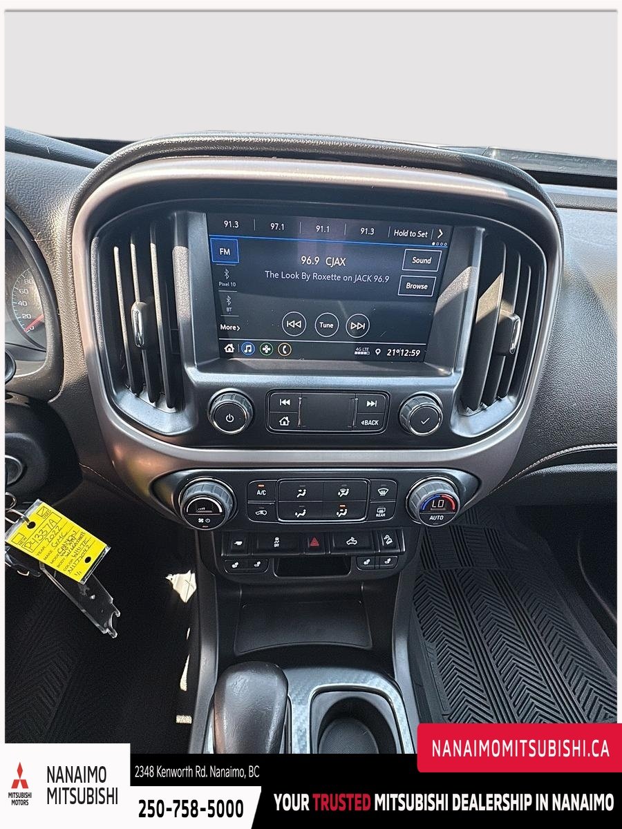2022 GMC Canyon AT4 w/Cloth-17