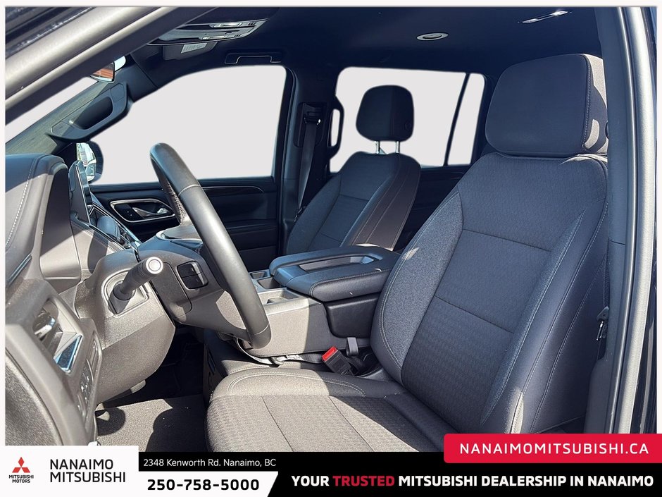 2023 GMC Yukon XL SLE-8