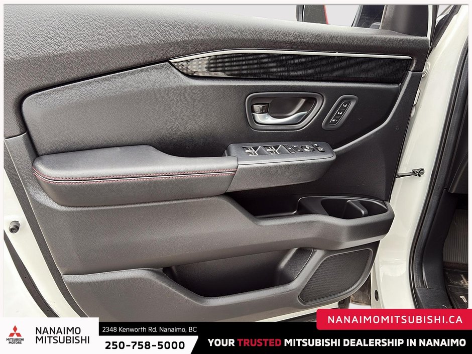 2025 Honda Pilot Black Edition-10