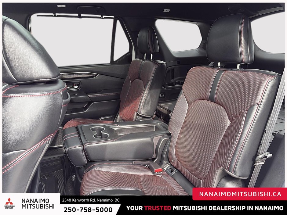 2025 Honda Pilot Black Edition-9