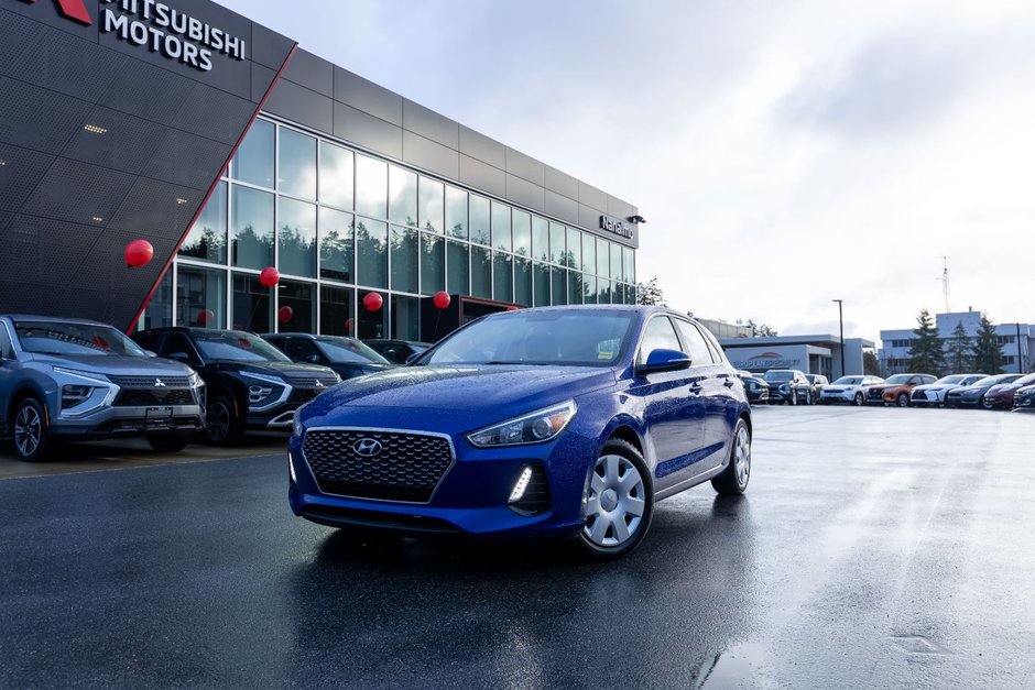 2019 Hyundai Elantra GT Preferred-0