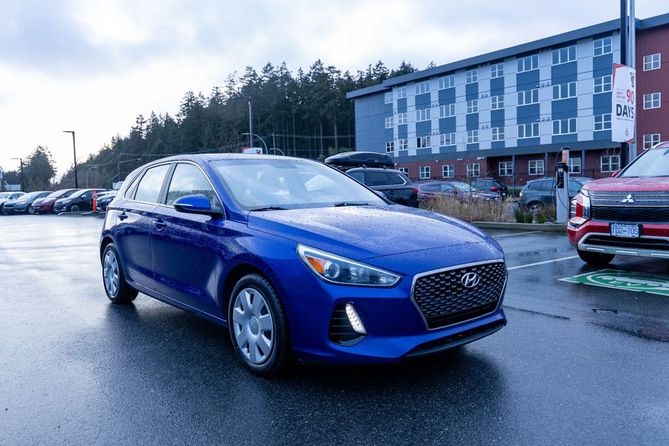 2019 Hyundai Elantra GT Preferred-8