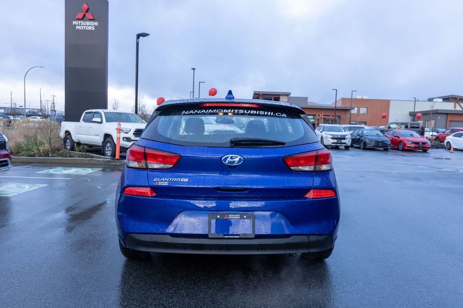 2019 Hyundai Elantra GT Preferred-4