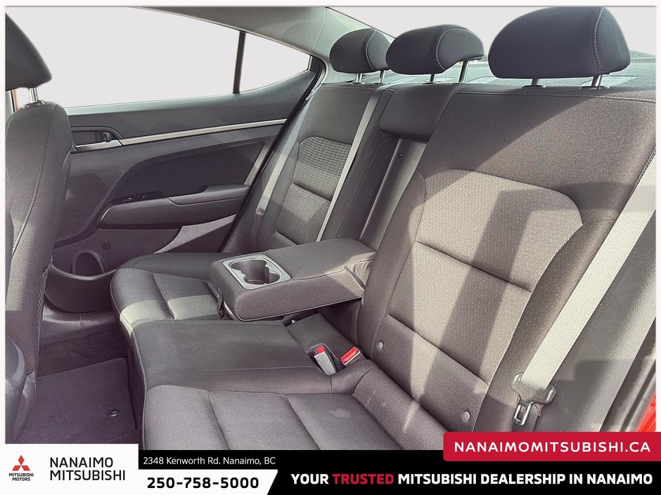 2017 Hyundai Elantra GLS-9