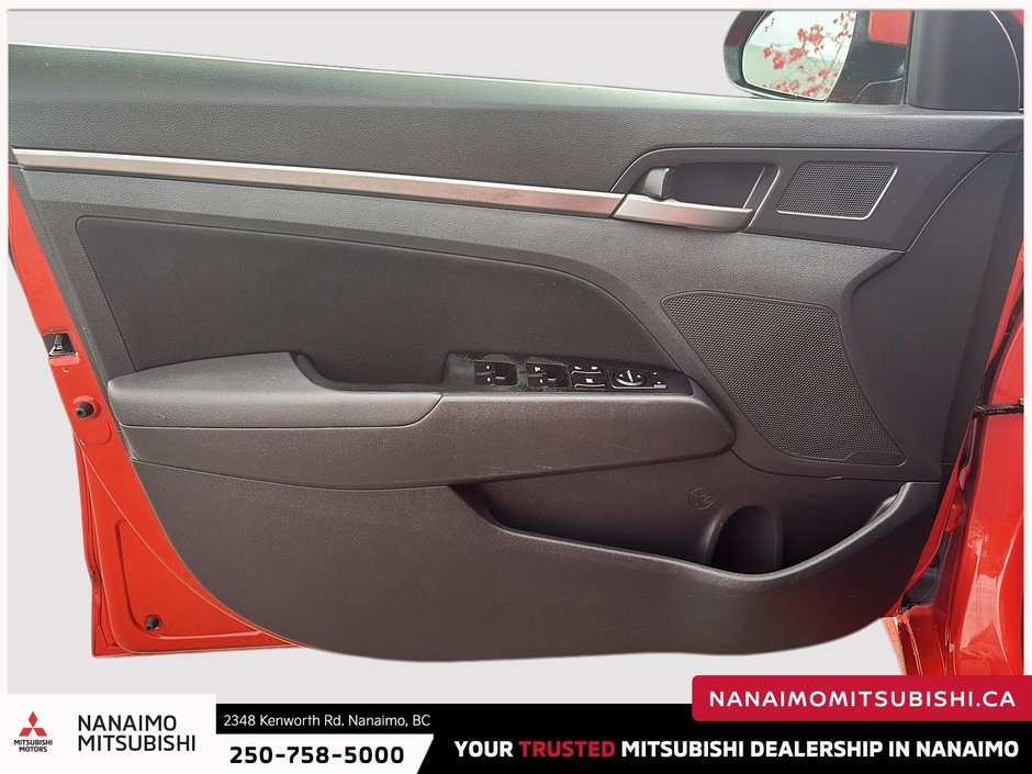 2017 Hyundai Elantra GLS-10