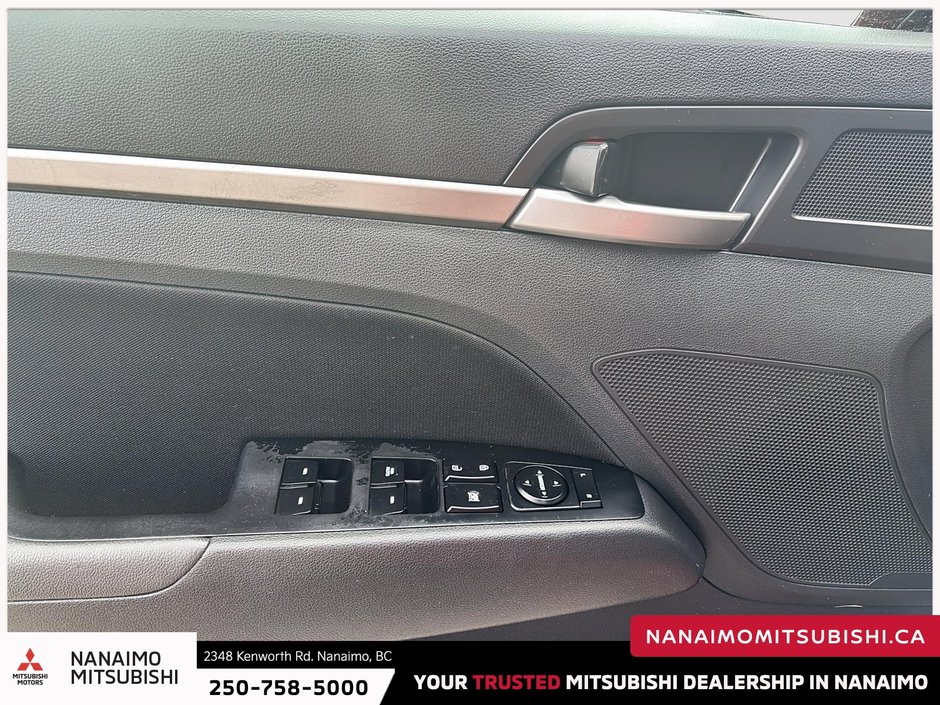 2017 Hyundai Elantra GLS-11