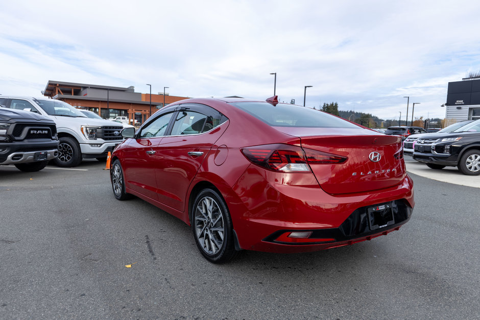 2020 Hyundai Elantra Luxury-3